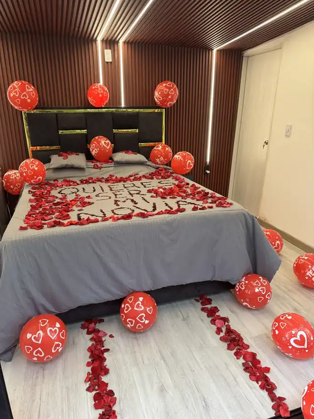 Decoración para aniversarios y cumpleaños, se cotiza aparte.